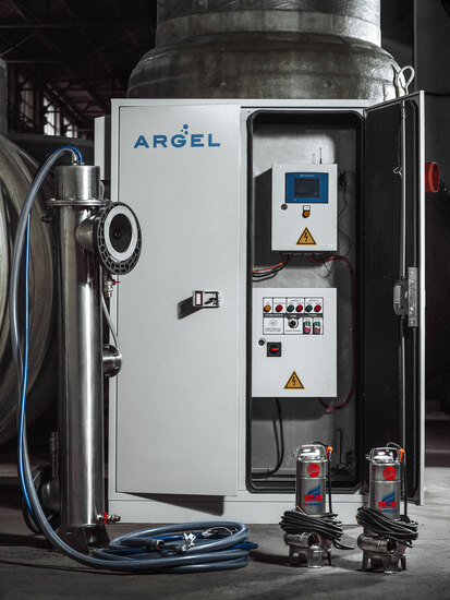 Обеззараживатель Argel UV, насосное оборудование и термошкаф